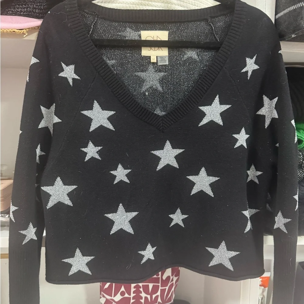 Chaser Star Print V-Neck Sweater Black Silver Stars Size M - Picture 2 of 5